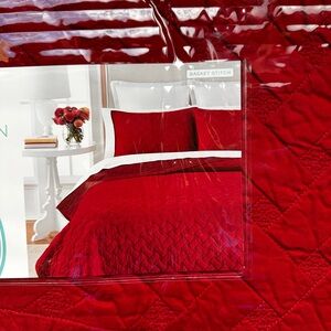 Macy’s Martha Stewart Collection Basket Stitch Quilt Reversible Red Full | Queen